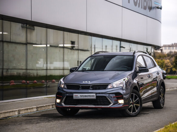 2021 Kia Rio X IV Рестайлинг, серый, 1950000 рублей