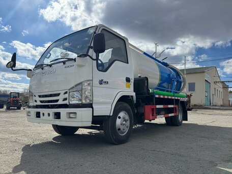 2026 Isuzu Ассенизаторская машина, синий, 4348000 рублей, вид 5