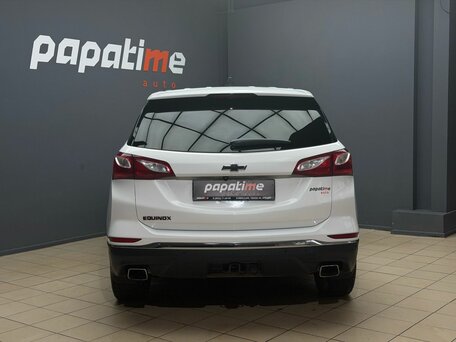 2019 Chevrolet Equinox III, белый, 1999000 рублей, вид 4