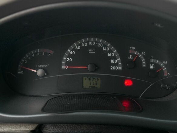 2009 Lada (ВАЗ) Kalina I, жёлтый - вид 18
