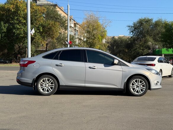 2011 Ford Focus III, серый, 570000 рублей - вид 7