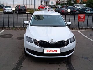2020 Skoda Octavia III (A7) Рестайлинг, белый, 1700000 рублей, вид 1