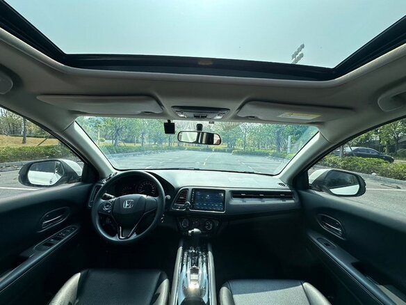 2021 Honda Vezel I Рестайлинг, белый, 1420000 рублей - вид 5