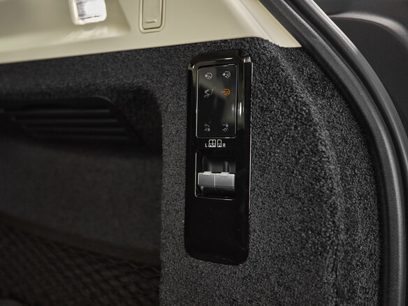 2025 Land Rover Range Rover P530 MHEV V, чёрный, 31800000 рублей - вид 33