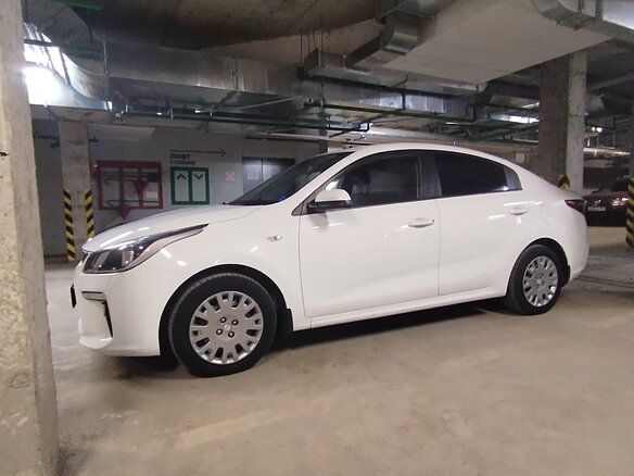 2018 Kia Rio IV, белый, 1300000 рублей - вид 7