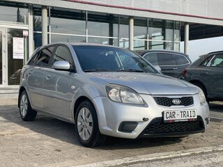 2010 Kia Rio II Рестайлинг, серебристый, 579000 рублей, вид 4