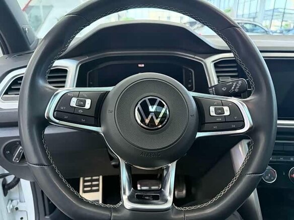 2023 Volkswagen T-Roc I (China Market) Рестайлинг, белый, 2400000 рублей - вид 10