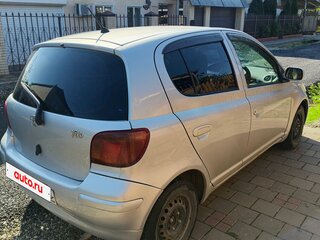 2004 Toyota Vitz I (P10), серебристый, 470000 рублей, вид 3