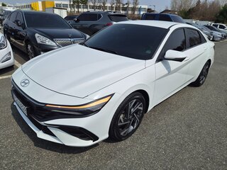 2023 Hyundai Avante VII Рестайлинг, белый, 1971177 рублей, вид 1
