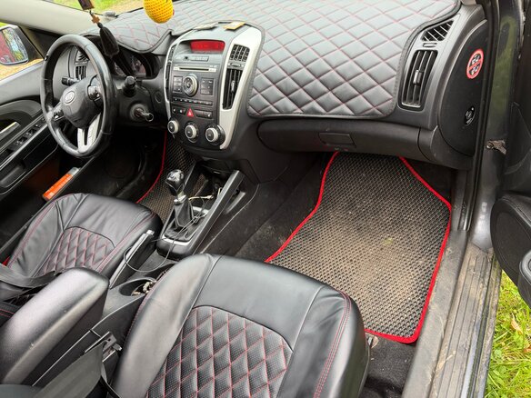2010 Kia Ceed I Рестайлинг, серый, 400000 рублей - вид 4