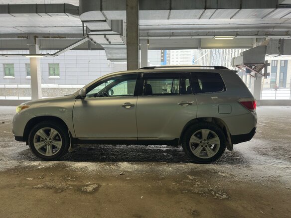 2011 Toyota Highlander II (XU40) Рестайлинг, серебристый, 1499000 рублей - вид 5