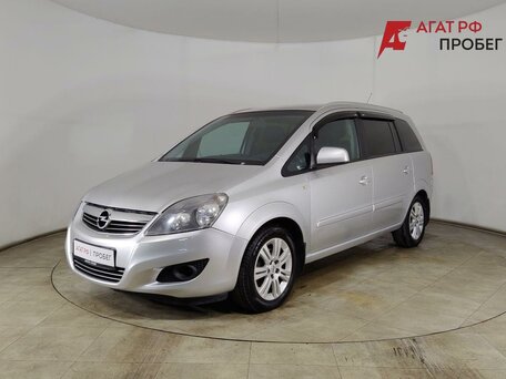 Opel Zafira B Рестайлинг