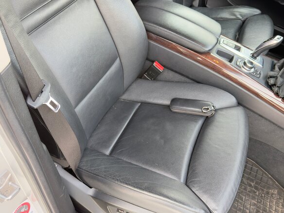 2010 BMW X5 30i II (E70), серебристый, 1950000 рублей - вид 23