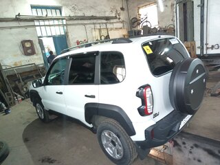 2024 Lada (ВАЗ) Niva Travel I, белый, 1400000 рублей, вид 5