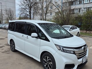 2019 Honda Stepwgn Spada V Рестайлинг, белый, 2180000 рублей, вид 1