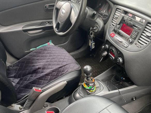 2009 Kia Rio II Рестайлинг, чёрный, 339000 рублей - вид 11