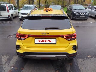 2021 Kia Rio X IV Рестайлинг, жёлтый, 1200000 рублей, вид 3