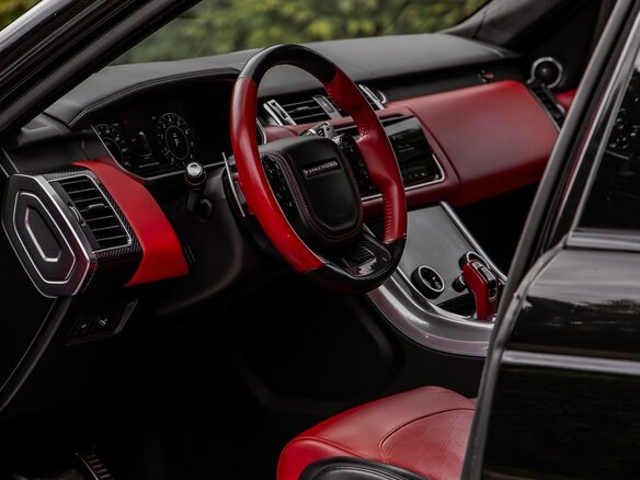2021 Land Rover Range Rover Sport SVR II Рестайлинг, чёрный, 7350000 рублей - вид 15