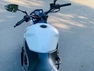 2009 Suzuki GSR 600, белый, 370000 рублей, вид 1