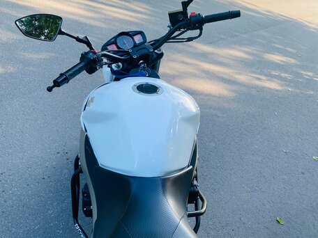 2009 Suzuki GSR 600, белый, 370000 рублей, вид 1