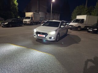 2018 Hyundai Solaris II, белый, 1300000 рублей, вид 4