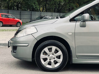 2012 Nissan Tiida I Рестайлинг, серый, 790000 рублей, вид 4