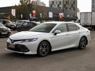 2020 Toyota Camry VIII (XV70), белый, 3229000 рублей, вид 2