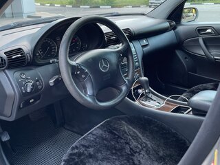 2004 Mercedes-Benz C-Класс 200 II (W203) Рестайлинг, серый, 505000 рублей, вид 5