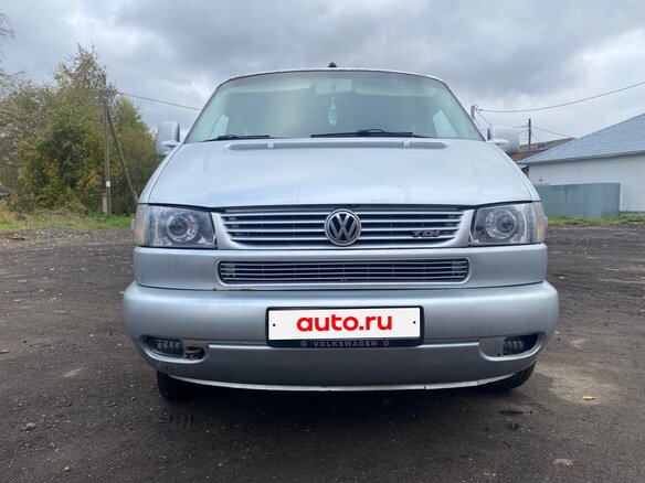 2001 Volkswagen Multivan T4, серебристый, 1400000 рублей - вид 1