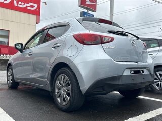 2018 Mazda Demio IV (DJ), серебристый, 750000 рублей, вид 5