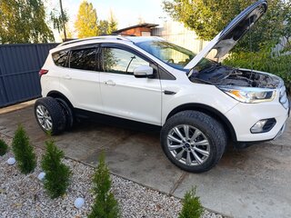 2017 Ford Escape III Рестайлинг, белый, 1490000 рублей, вид 5