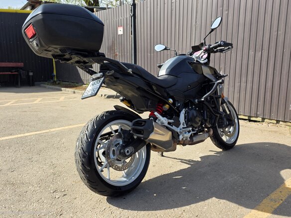 2021 BMW F 900 R, чёрный, 869000 рублей - вид 4