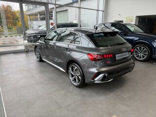 2025 Audi A3 Sportback 35 TFSI IV (8Y) Рестайлинг, серый, 4500000 рублей, вид 3