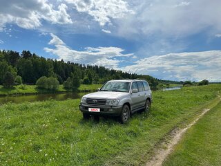 2001 Toyota Land Cruiser 100 Series, серебристый, 1950000 рублей, вид 2