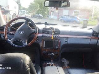2002 Mercedes-Benz S-Класс 320 IV (W220), серебристый, 845000 рублей, вид 4