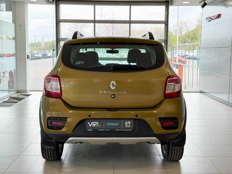 2015 Renault Sandero Stepway II, зелёный, 997000 рублей, вид 4