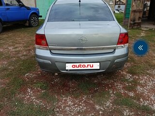 2011 Opel Astra H Рестайлинг, серый, 425000 рублей, вид 4
