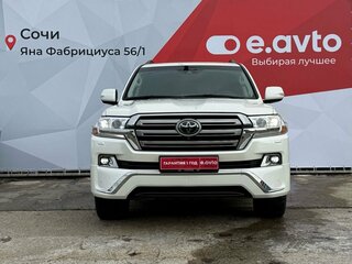 2018 Toyota Land Cruiser Arctic Trucks AT33 200 Series Рестайлинг 2, белый, 7100000 рублей, вид 2