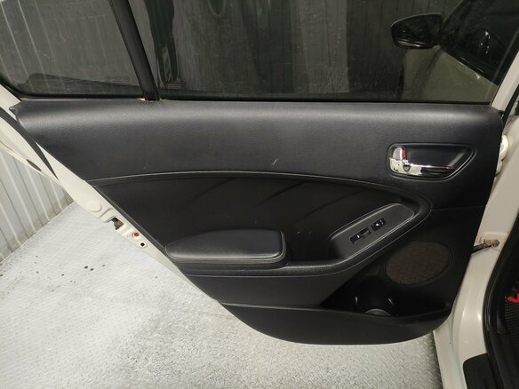 2013 Kia Cerato III, серебристый, 810000 рублей - вид 10