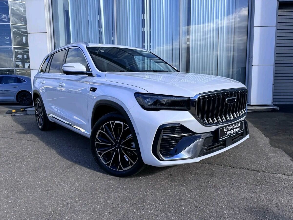 Открыть фотографии: Geely Monjaro I Рестайлинг 2 (China Market)