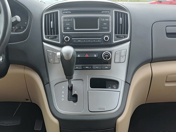 2021 Hyundai H-1 II Рестайлинг 2, чёрный, 3240000 рублей - вид 14