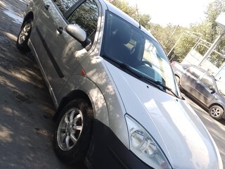 2003 Ford Focus I Рестайлинг, серебристый, 240000 рублей, вид 5