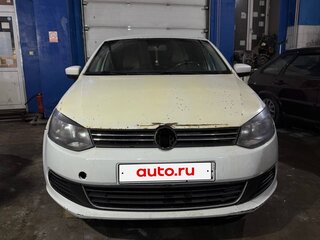 2012 Volkswagen Polo V, белый, 325000 рублей, вид 2