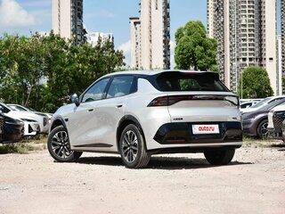 2026 Changan Qiyuan Q05 51.9 kWh II, серебристый, 2290000 рублей, вид 5
