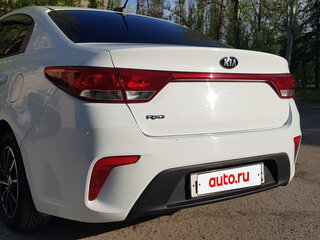 2018 Kia Rio IV, белый, 1000000 рублей, вид 5