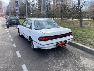 1990 Toyota Carina V (T170), белый, 160000 рублей, вид 3