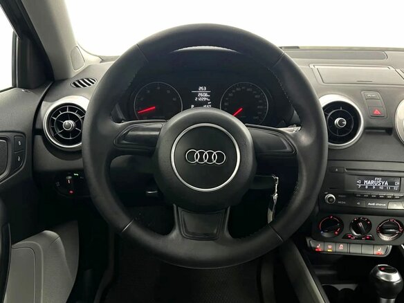 2012 Audi A1 I (8X), чёрный, 1000000 рублей - вид 16