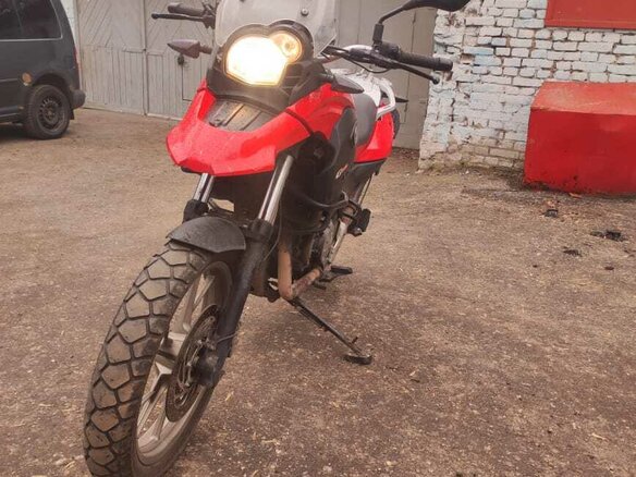 2011 BMW G 650 GS, красный, 380000 рублей - вид 9