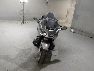 2023 Honda GL 1800 Gold Wing, серебристый, 2392000 рублей, вид 3