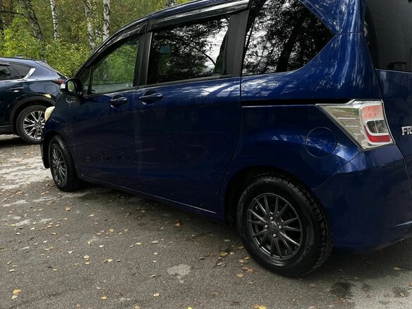2011 Honda Freed I Рестайлинг, синий, 1000050 рублей - вид 5